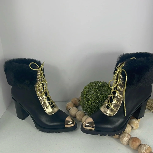 THINGS II COME
Women's Maliyana Luxurious Lace-Up Embellished Block-Heel Booties - Picture 3 of 12